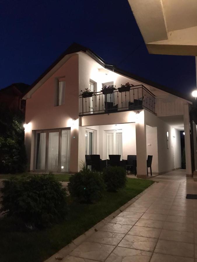 Kuca Ema Belgrado Exterior foto